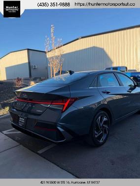 2024 Hyundai ELANTRA Limited