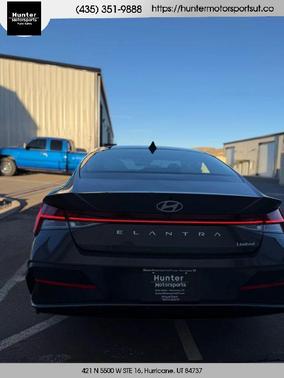 2024 Hyundai ELANTRA Limited