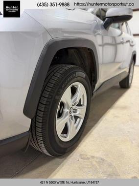 2020 Toyota RAV4 Hybrid XLE