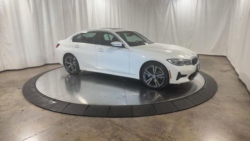 2021 BMW 330 i xDrive