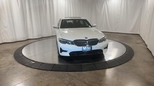 2021 BMW 330 i xDrive