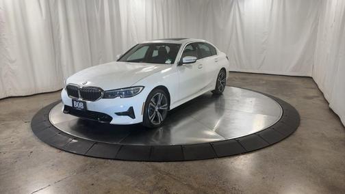 2021 BMW 330 i xDrive