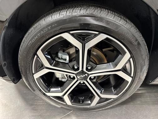 Aurora Black 2023 Kia Niro SX Touring