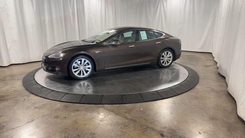 2014 Tesla Model S Base