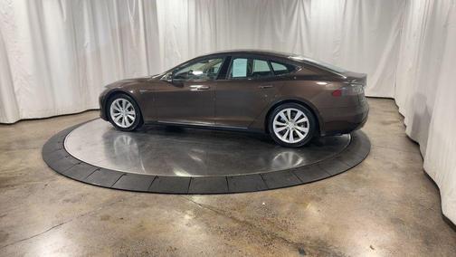 2014 Tesla Model S Base