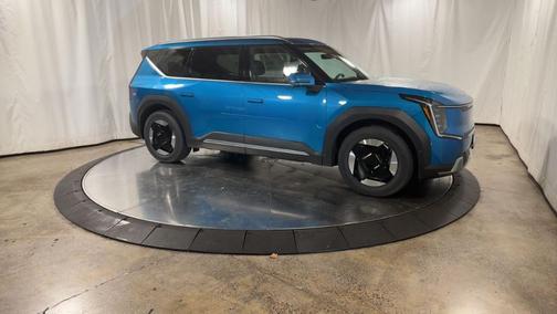 2026 Kia EV9 Wind