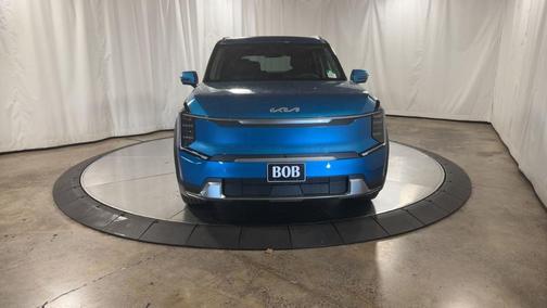 2026 Kia EV9 Wind