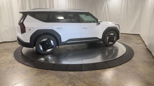 2026 Kia EV9 Wind