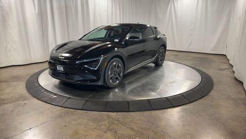 2025 Kia EV6 Light Long Range