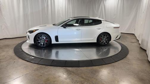 2023 Kia Stinger GT-Line