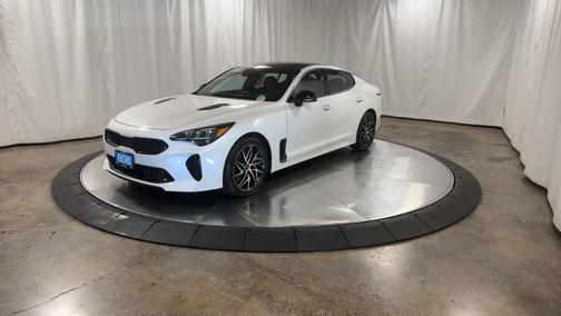 2023 Kia Stinger GT-Line