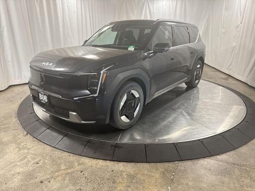 2026 Kia EV9 Wind