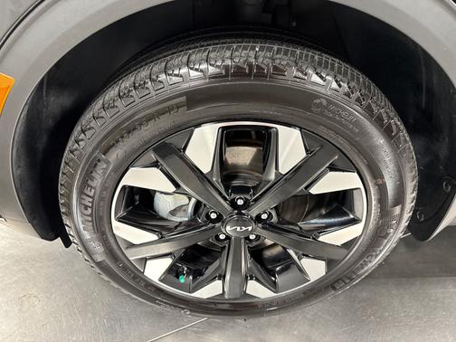 Ebony Black 2023 Kia Sportage X-Line