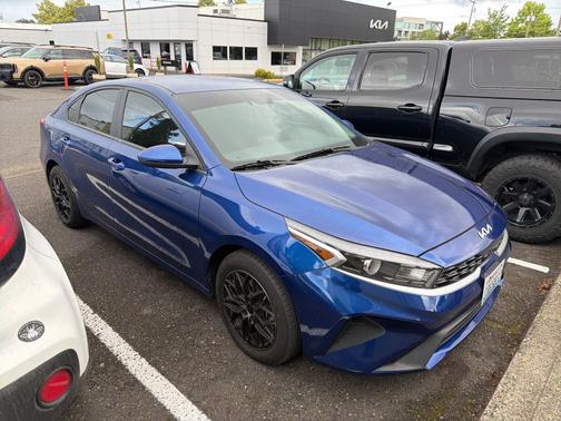Deep Sea Blue 2023 Kia Forte LXS