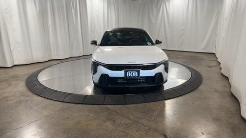 2025 Kia K4 GT-Line Turbo