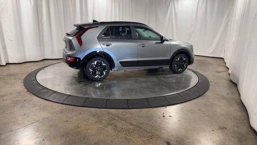2025 Kia Niro EV Wind