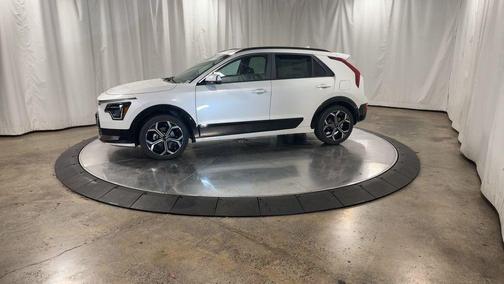 2025 Kia Niro EX Touring