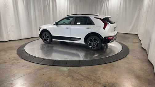 2025 Kia Niro EX Touring