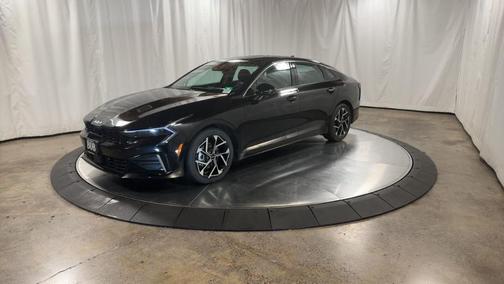 2025 Kia K5 EX