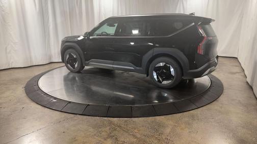 2026 Kia EV9 Wind