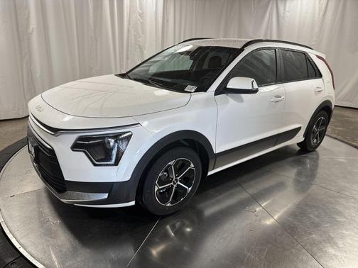 2025 Kia Niro EX