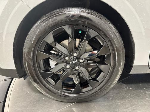 2024 Kia Carnival SX Prestige