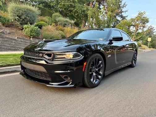 2020 Dodge Charger Scat Pack