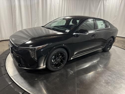 2025 Kia K4 GT-Line Turbo