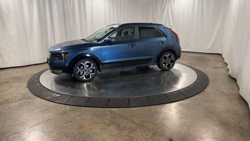 2025 Kia Niro EX Touring