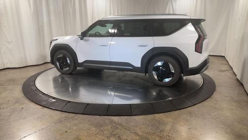 2026 Kia EV9 Wind