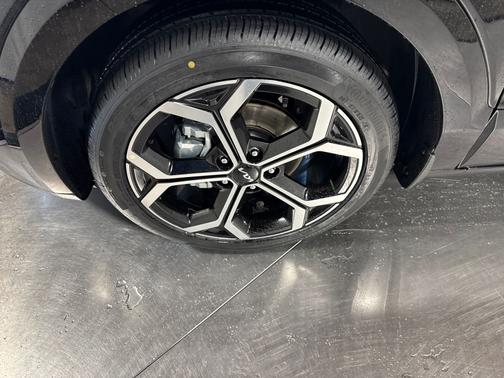 2025 Kia Niro EX Touring