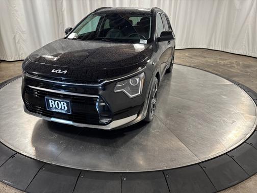 2025 Kia Niro EX Touring