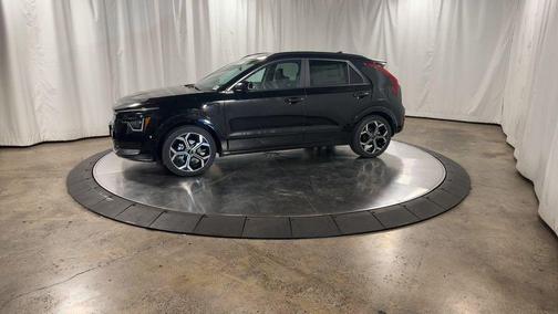 2025 Kia Niro Plug-In Hybrid SX Touring