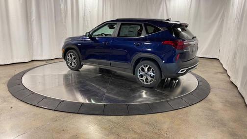 2022 Kia Seltos EX