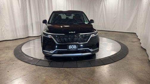 2024 Kia Carnival LX Seat Package