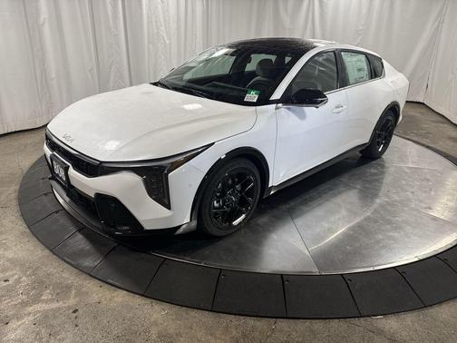 2025 Kia K4 GT-Line Turbo