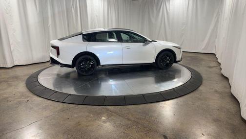 2025 Kia K4 GT-Line Turbo