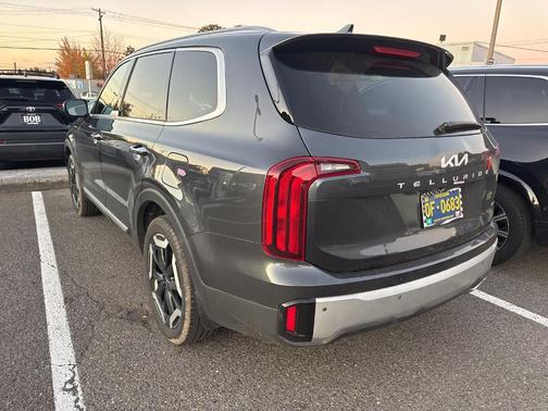 2024 Kia Telluride S