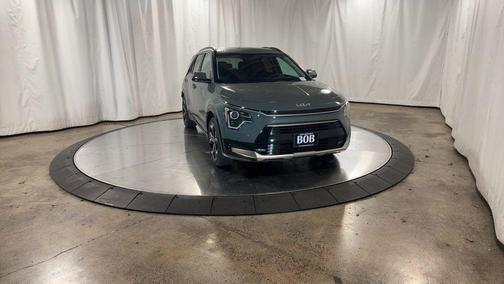 2025 Kia Niro EX Touring