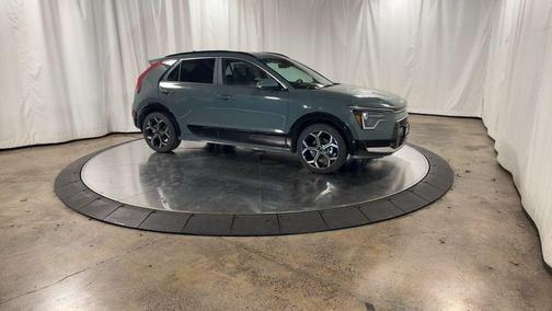 2025 Kia Niro EX Touring