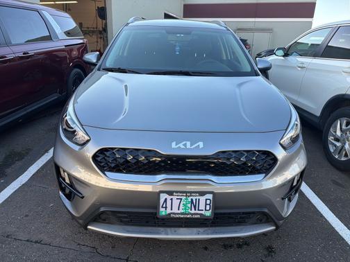 2022 Kia Niro LX