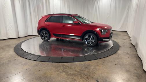 2025 Kia Niro EX Touring