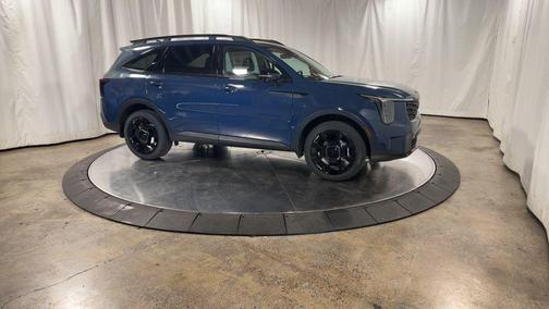 2025 Kia Sorento X-Line EX