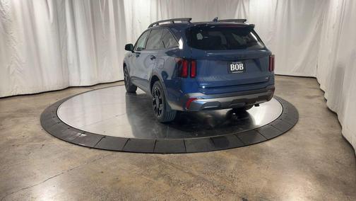 2025 Kia Sorento X-Line EX