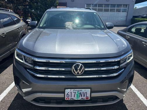 2022 Volkswagen Atlas 3.6L SE w/Technology