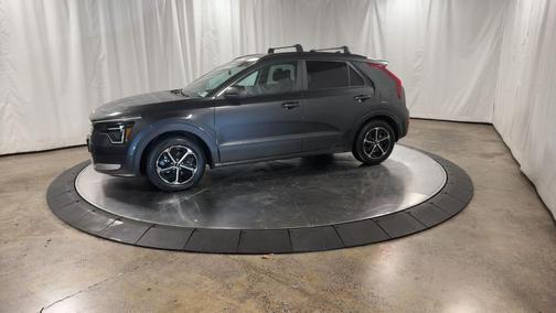 2024 Kia Niro LX