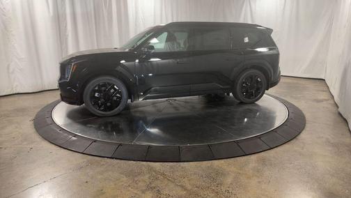 2026 Kia EV9 Land
