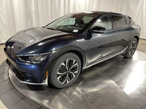 2023 Kia EV6 Wind