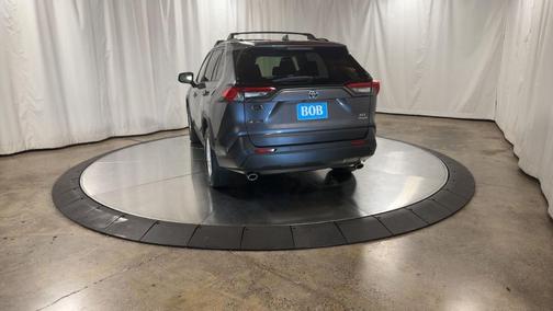 2019 Toyota RAV4 Hybrid XLE