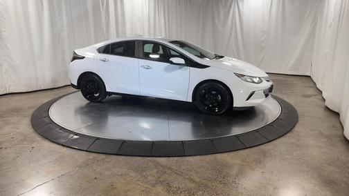 2018 Chevrolet Volt LT